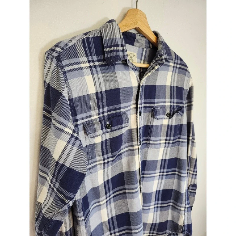 J.Crew Men's Small Blue Plaid‎ Cotton Flannel Button Up Shirt 100%cotton